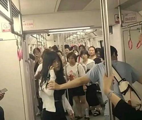 地铁偷拍电影院,电影院隐私边界再引争议